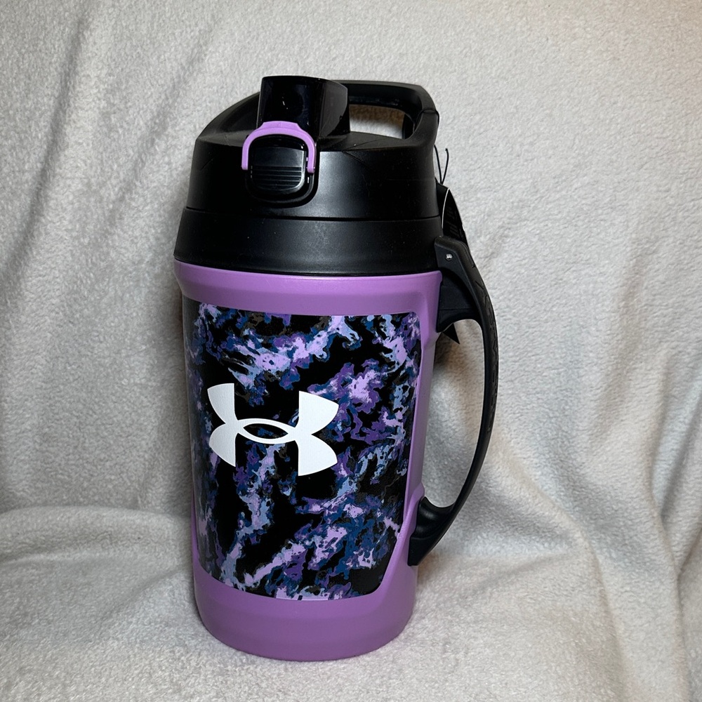Under Armour Black Purple Playmaker 64oz Water Jug Fence Hooks